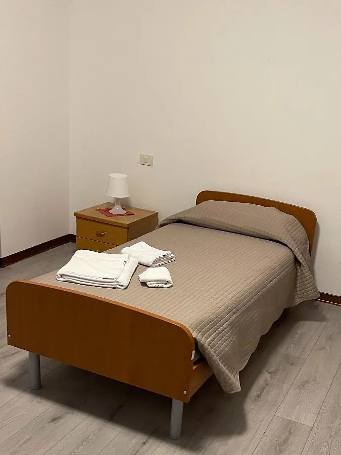 Albergo Civico 7 Leno